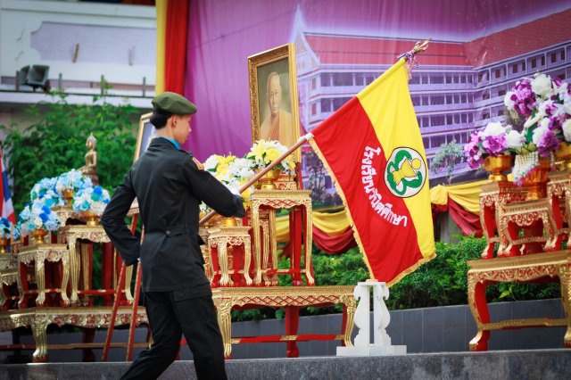 วันก่อตั้งโรงเรียน และ วันพระราชูปถัมภ์ฯ